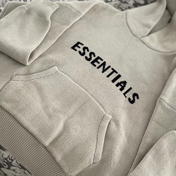 BRAND NEW ESSENTIALS HOODIE - Picture 1 of 3